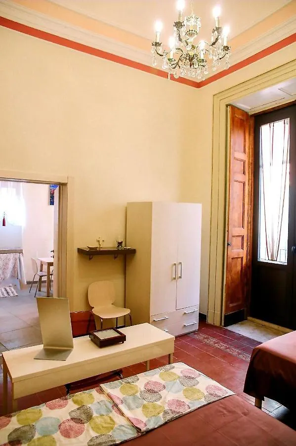 Center Street Apartment Catania